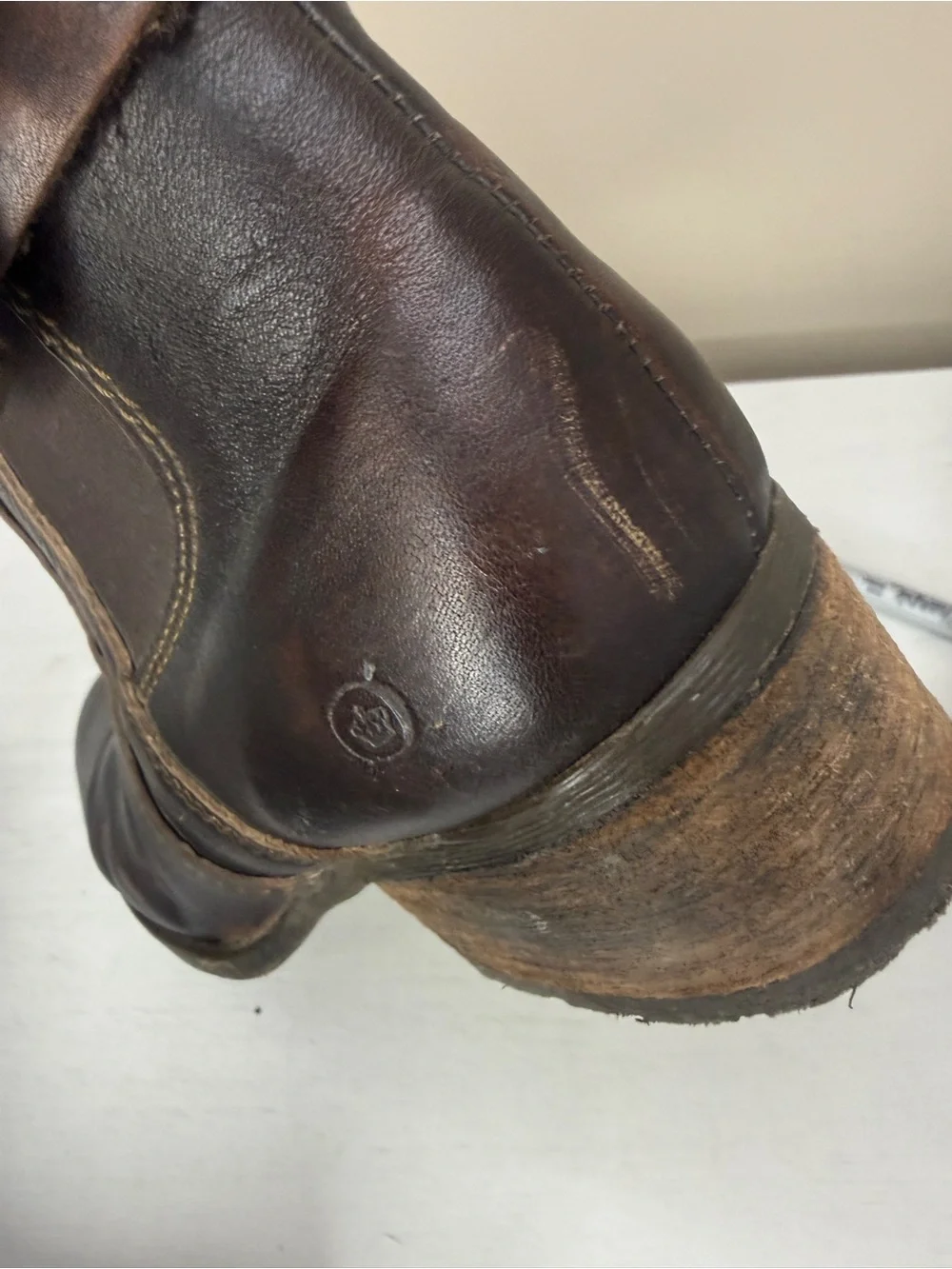 Born leather boots